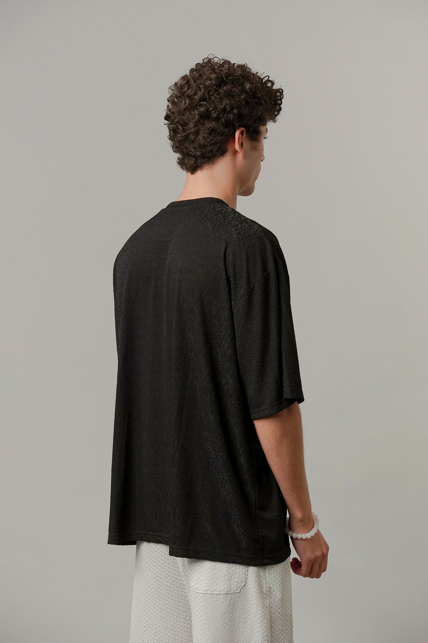 Oversized Texture Crew T-Shirt - Black-3-MENDEEZ
