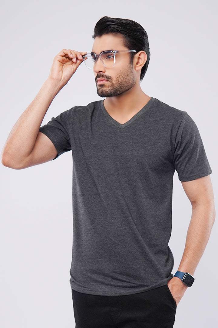 Ashy V-Neck - Mendeez PK