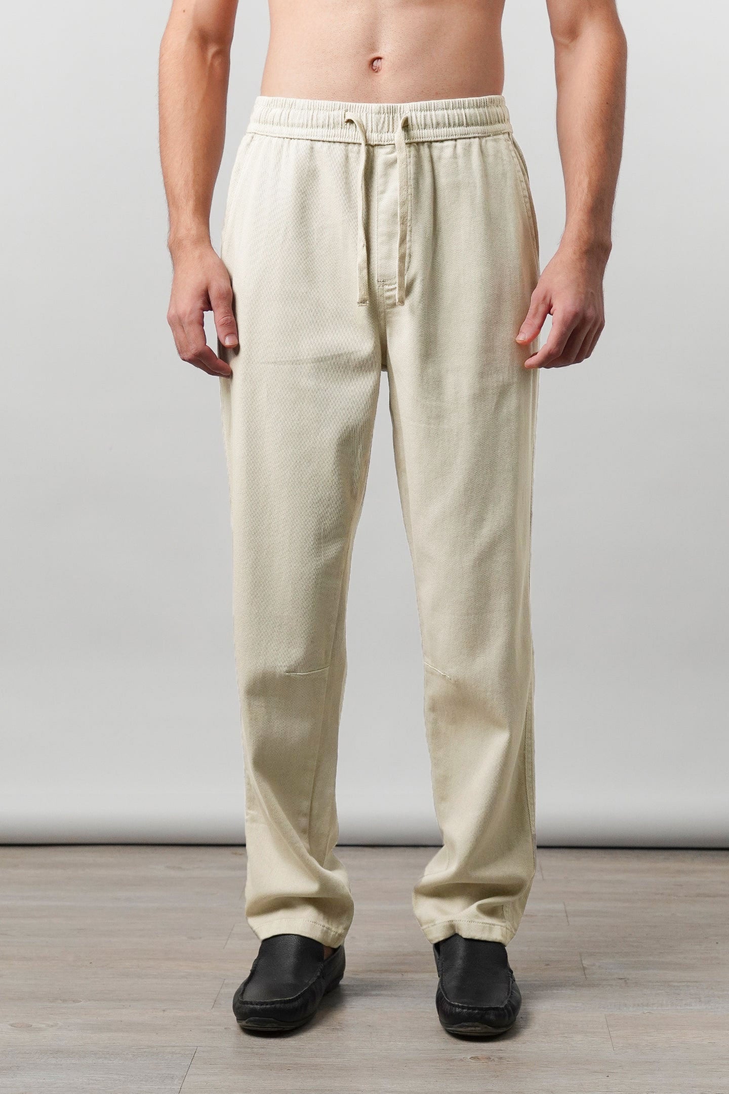 Straight Jogger Pants - Cream - Mendeez