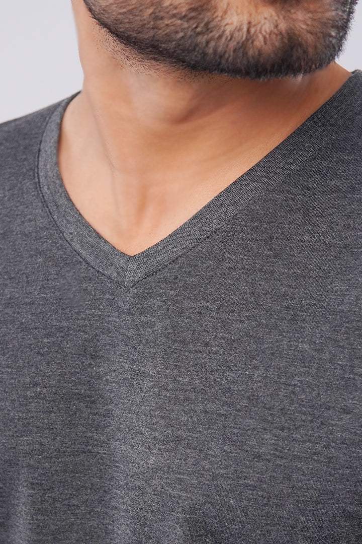 Ashy V-Neck - Mendeez PK