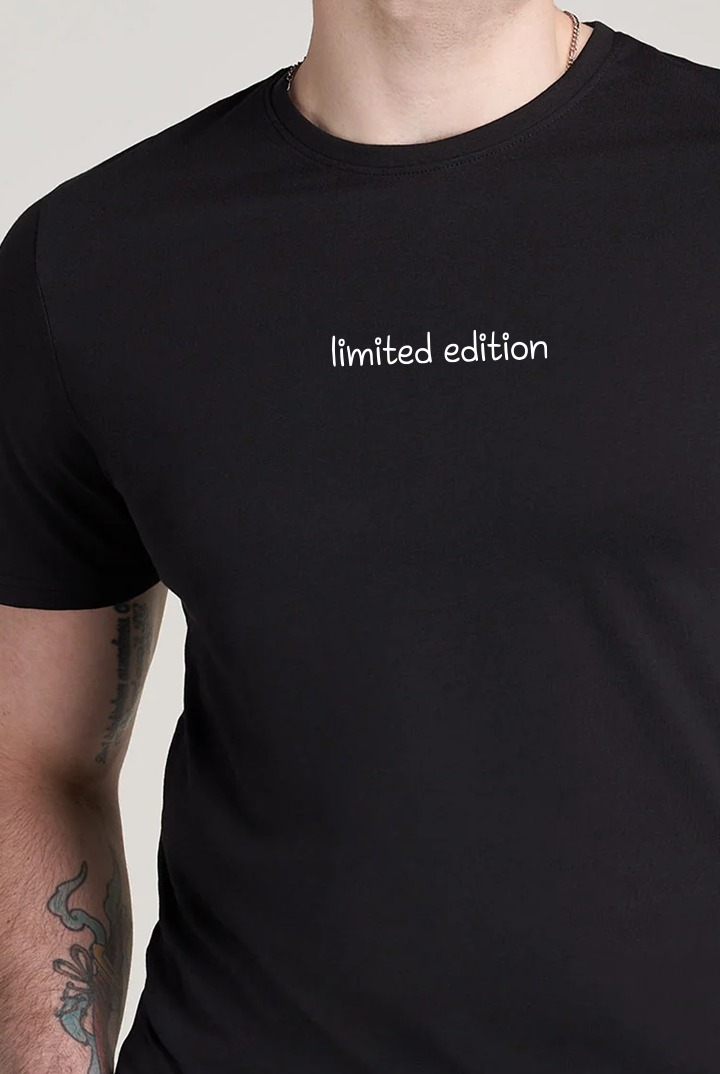 Printed Graphic Tee - Black - Mendeez