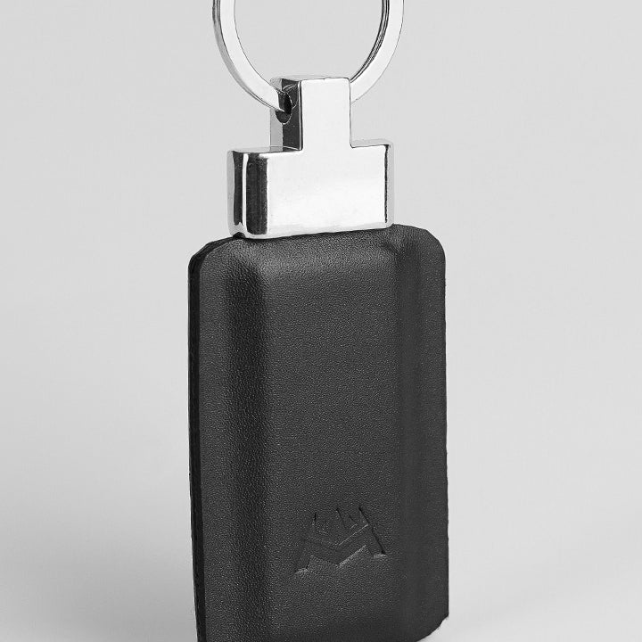 Leather Keychain - Black - Mendeez