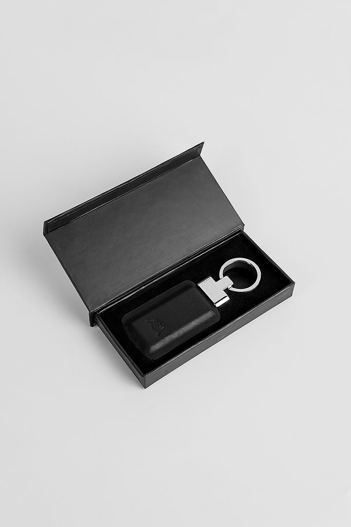 Leather Keychain - Black - Mendeez
