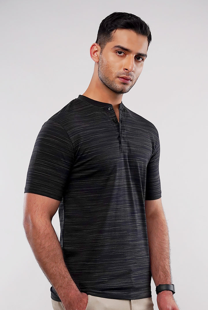 Printed Henley T-Shirt - Black - Mendeez