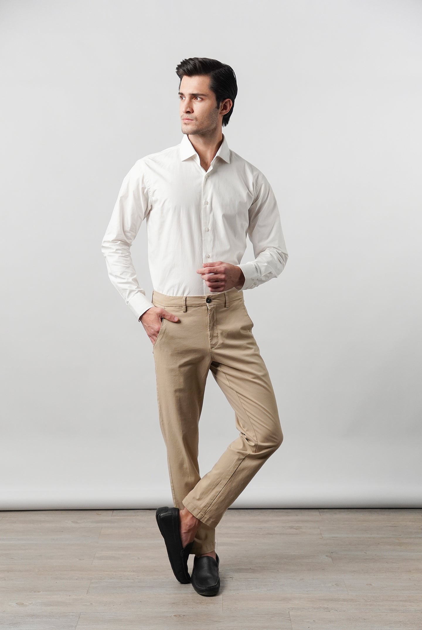 Plain Shirt - White - Mendeez