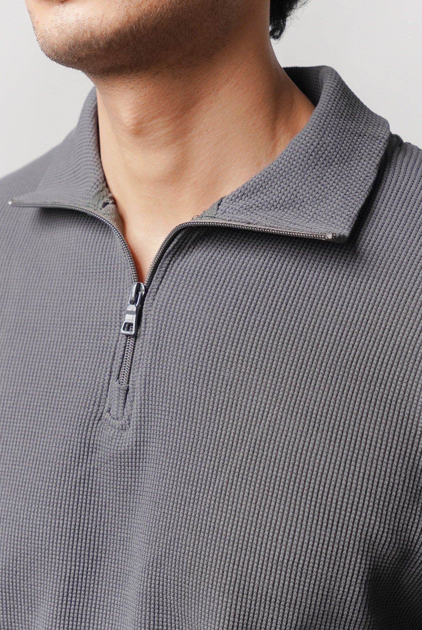 Quarter-Zip Sweatshirt - grey - Mendeez