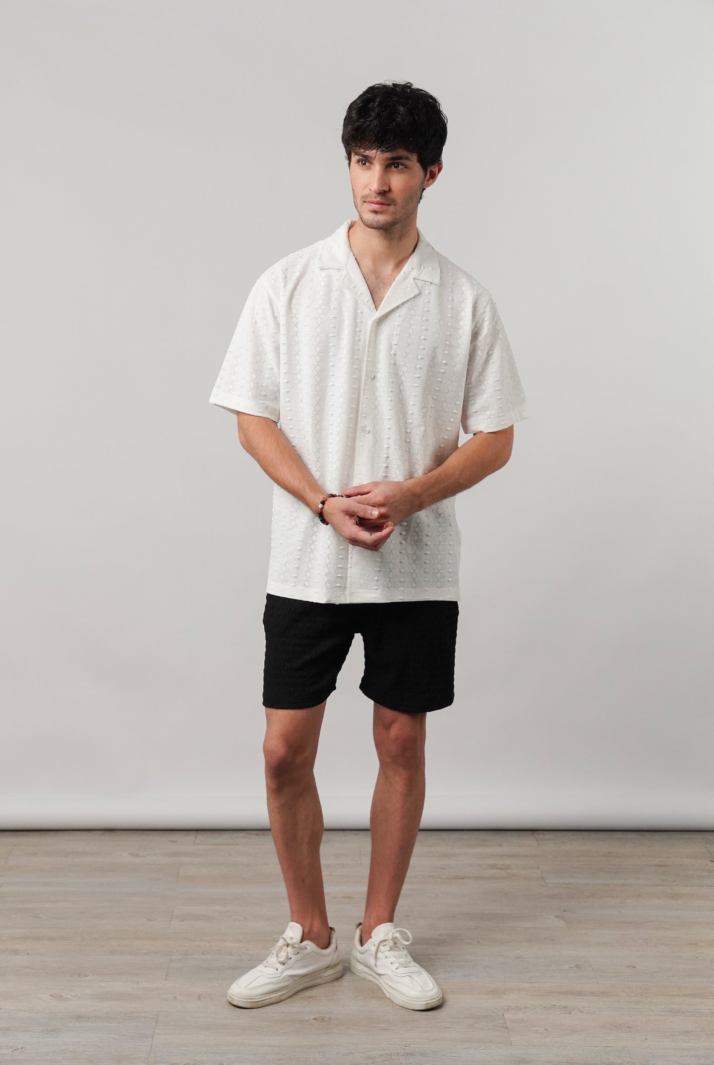 Knitted Cuban Shirt - White - Mendeez