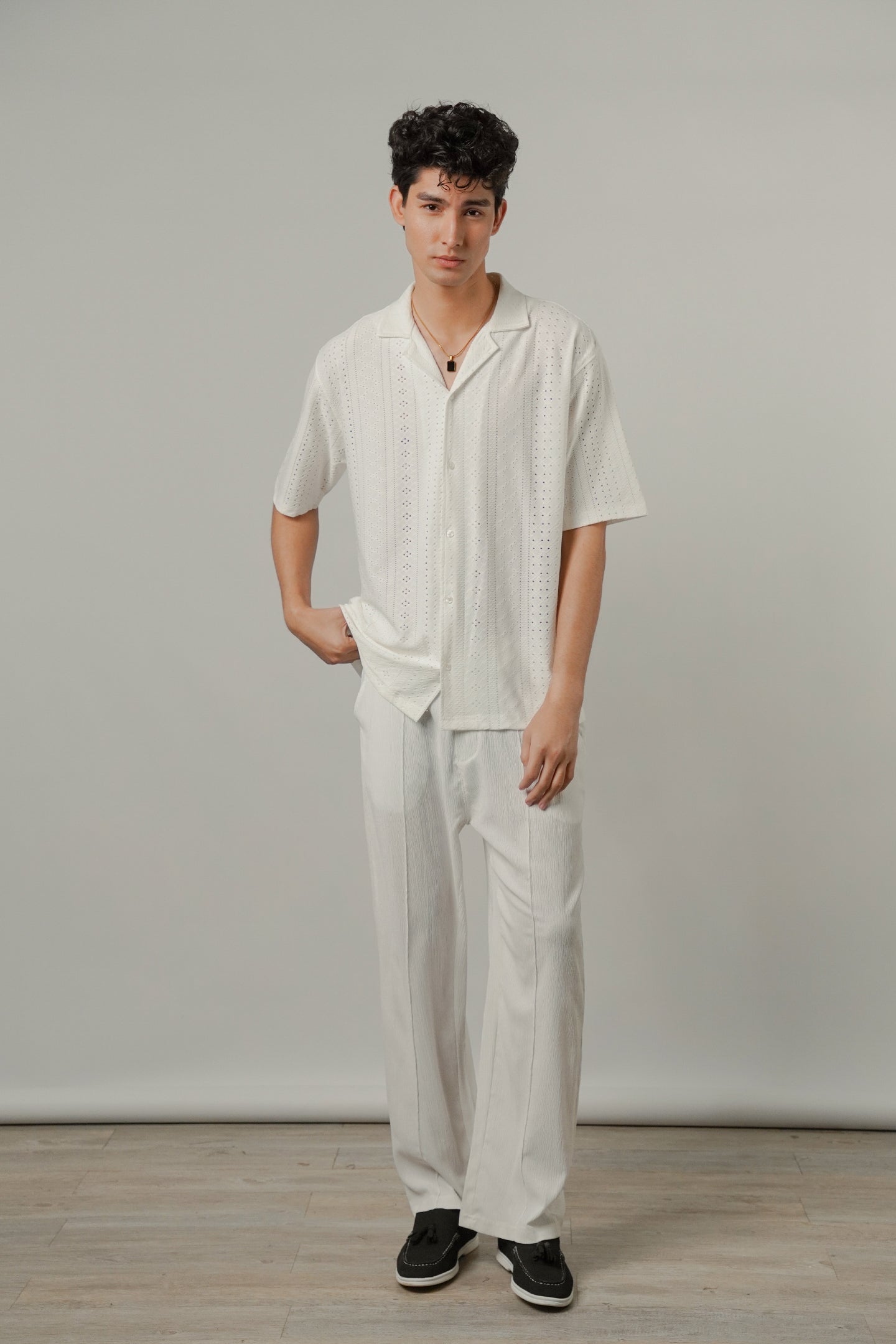Burnout Cuban Shirt - White - FA - Mendeez