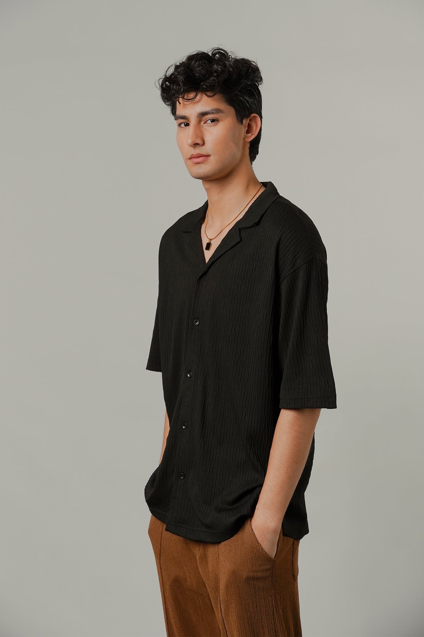 Textured Cuban Shirt - Black - Mendeez