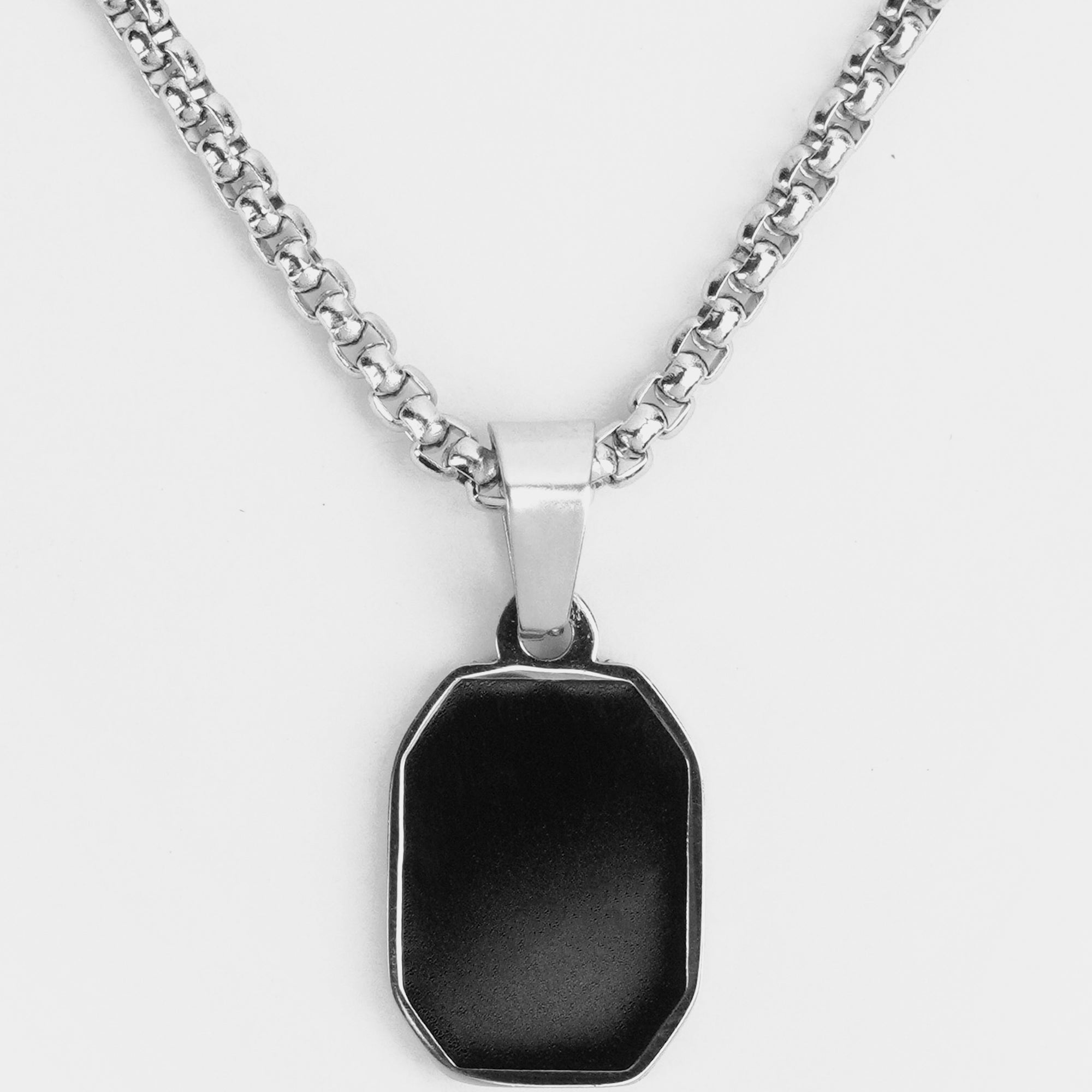 Metal Rectangular Pendant - Black - Mendeez