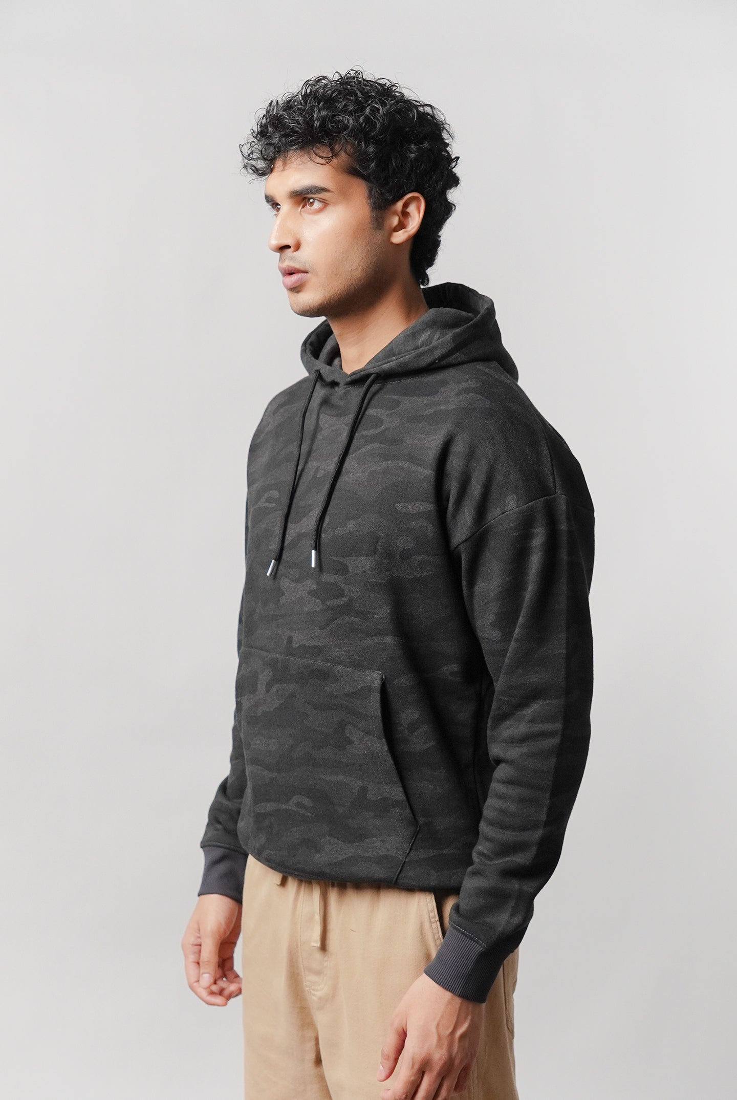 Camo Pullover Hoodie - Dark Grey - Mendeez