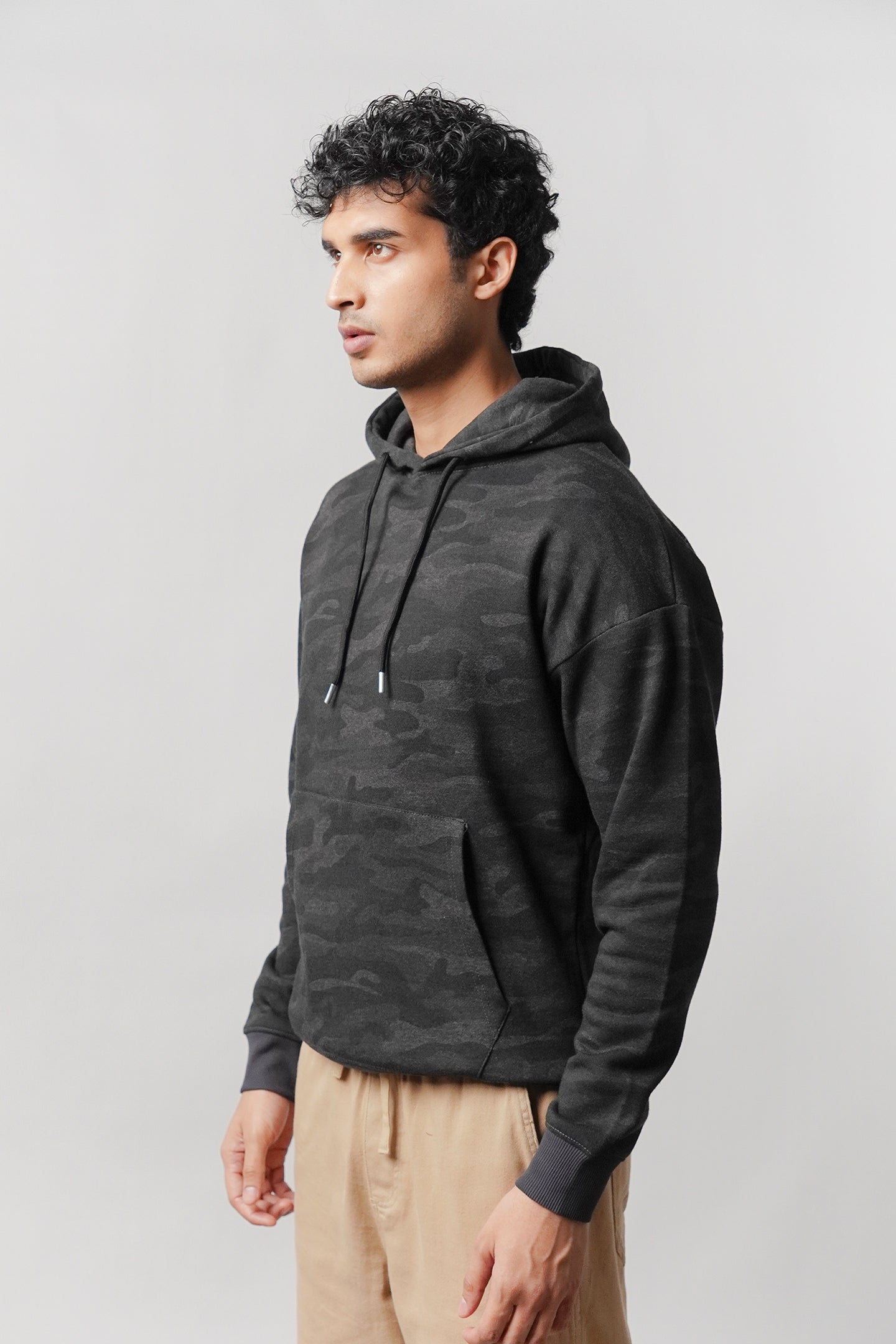 Camo Pullover Hoodie - Dark Grey - Mendeez