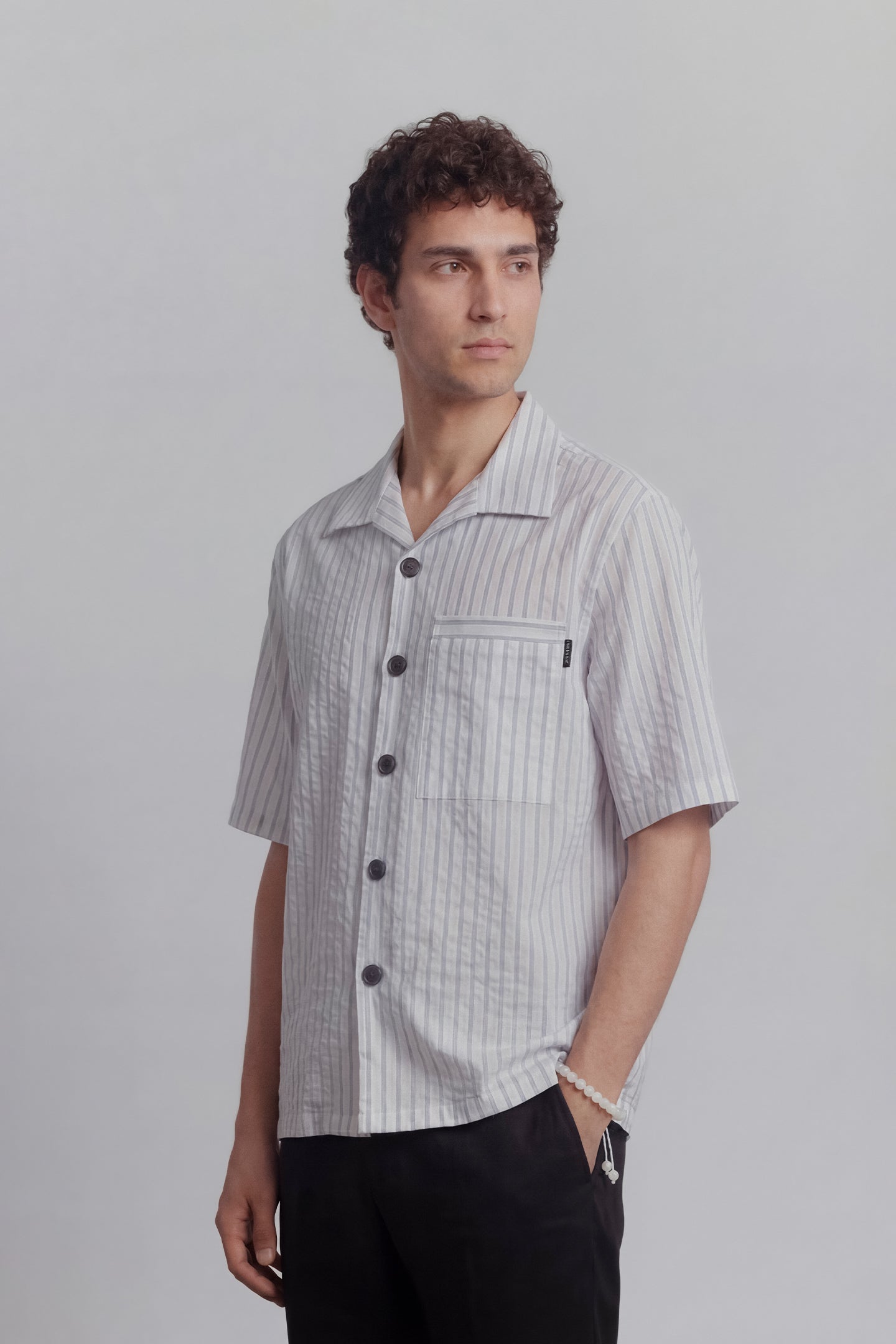 Seersucker Half Sleeves Shirt - White - Mendeez