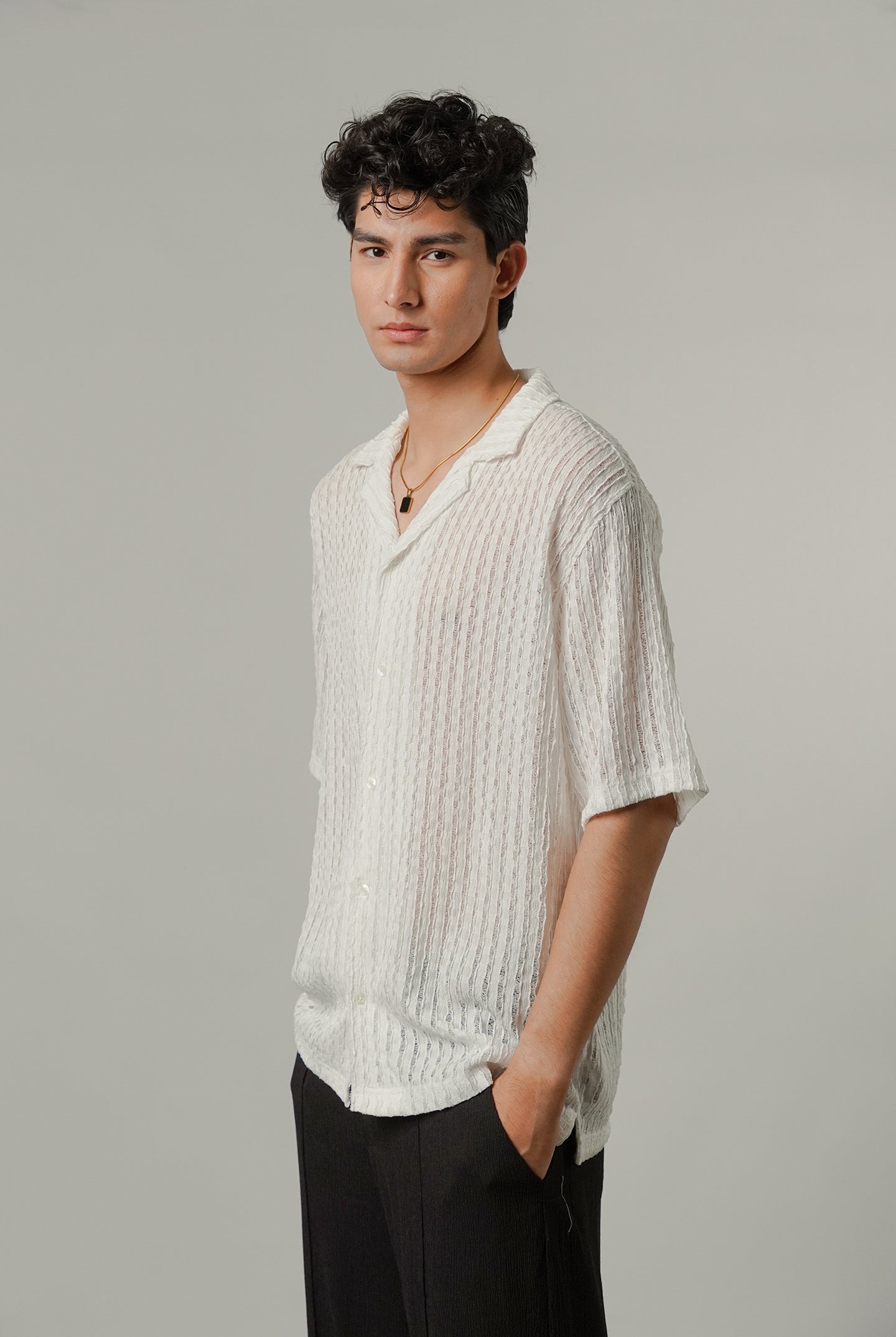 Burnout Cuban Shirt - White - Mendeez