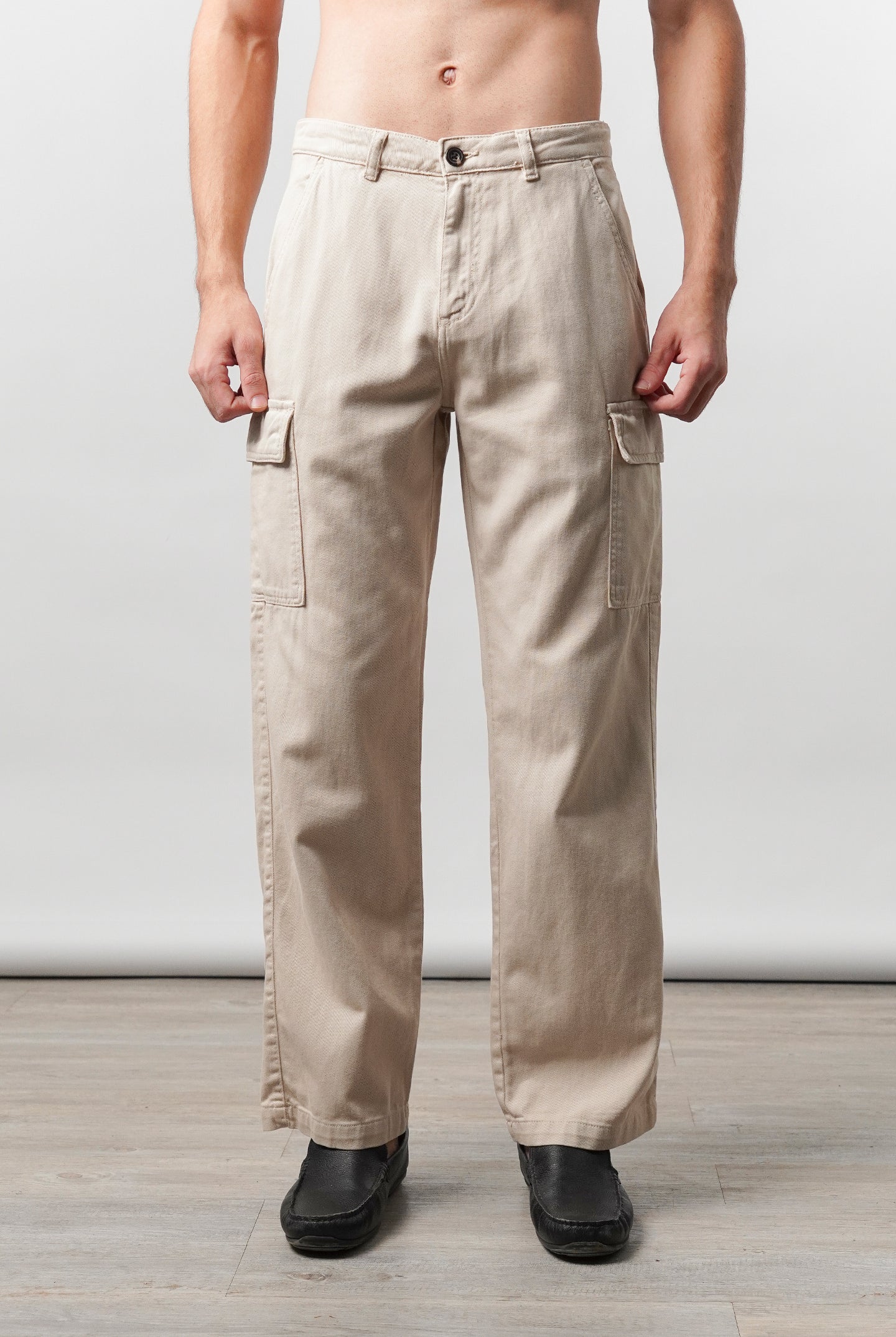 Loose Fit Cargo - Beige - Mendeez
