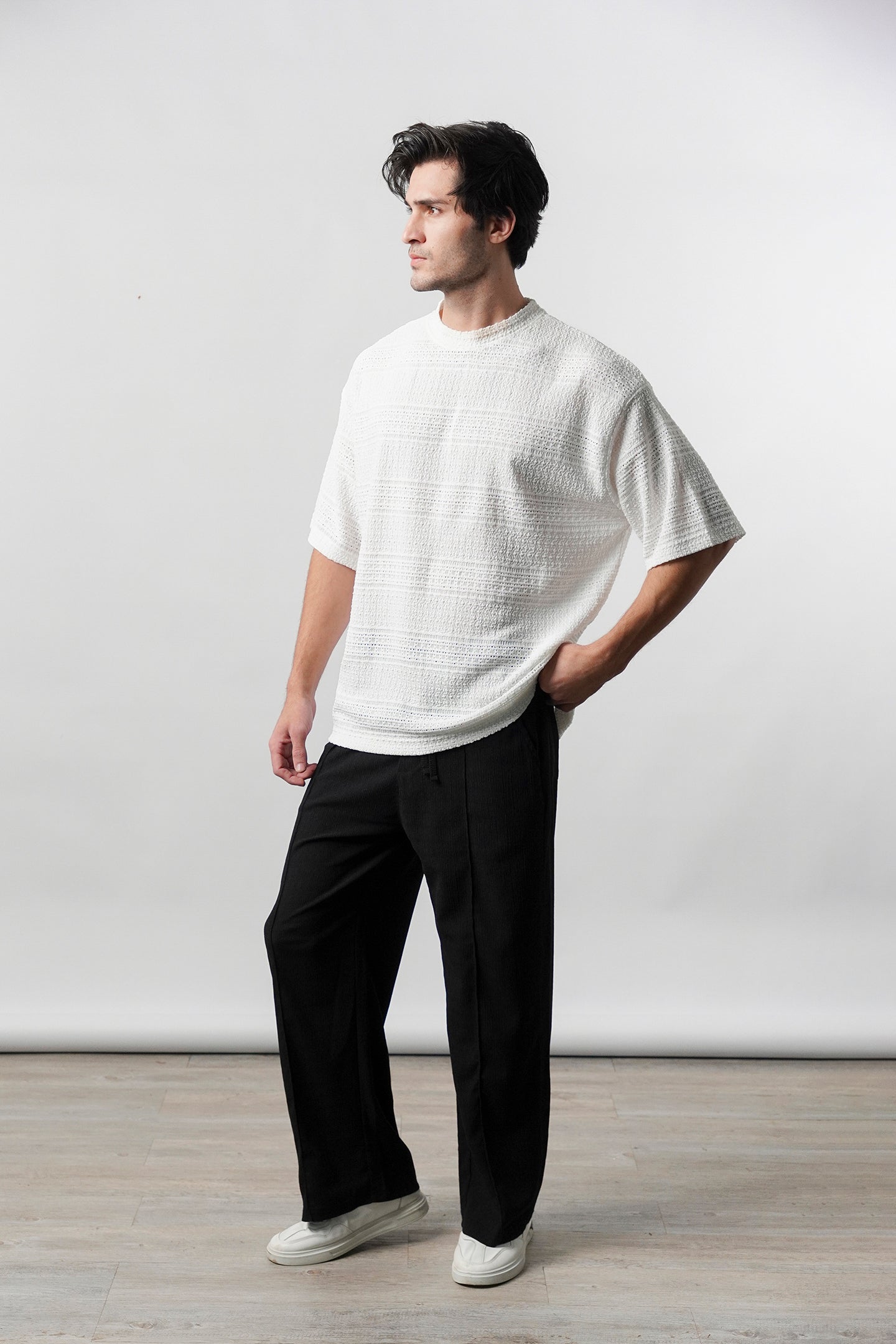 Textured Oversized T-Shirt - White - Mendeez