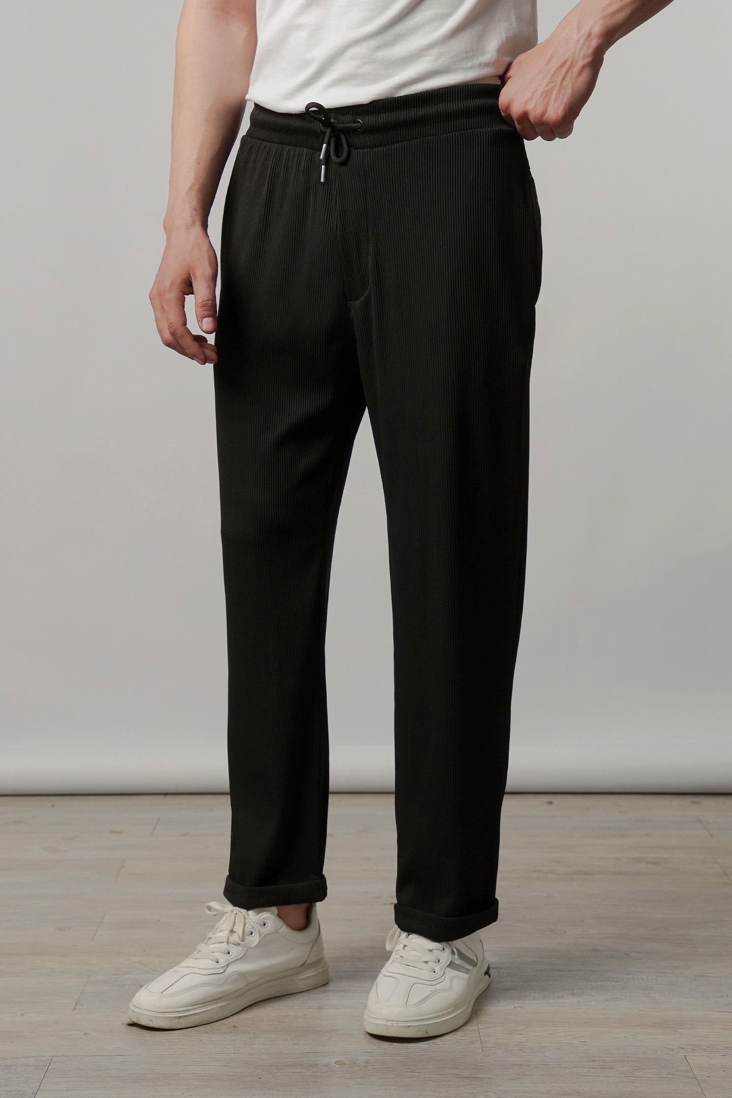 Folded Hem Jogger Pants - Black - Mendeez