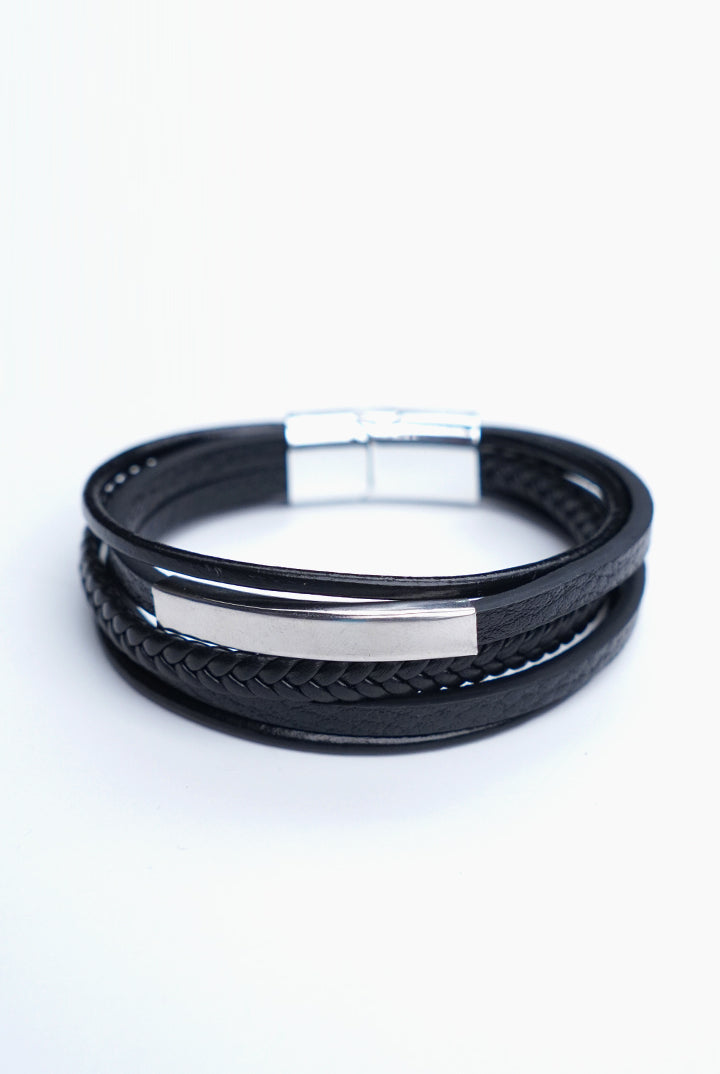 Multi-Layer Black Bracelet with Silver Bar - Mendeez