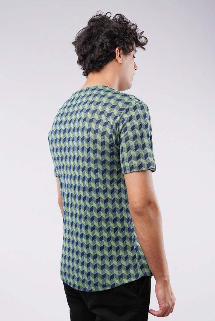 Chevron Curved Hem T-Shirt - Green & Black - Mendeez
