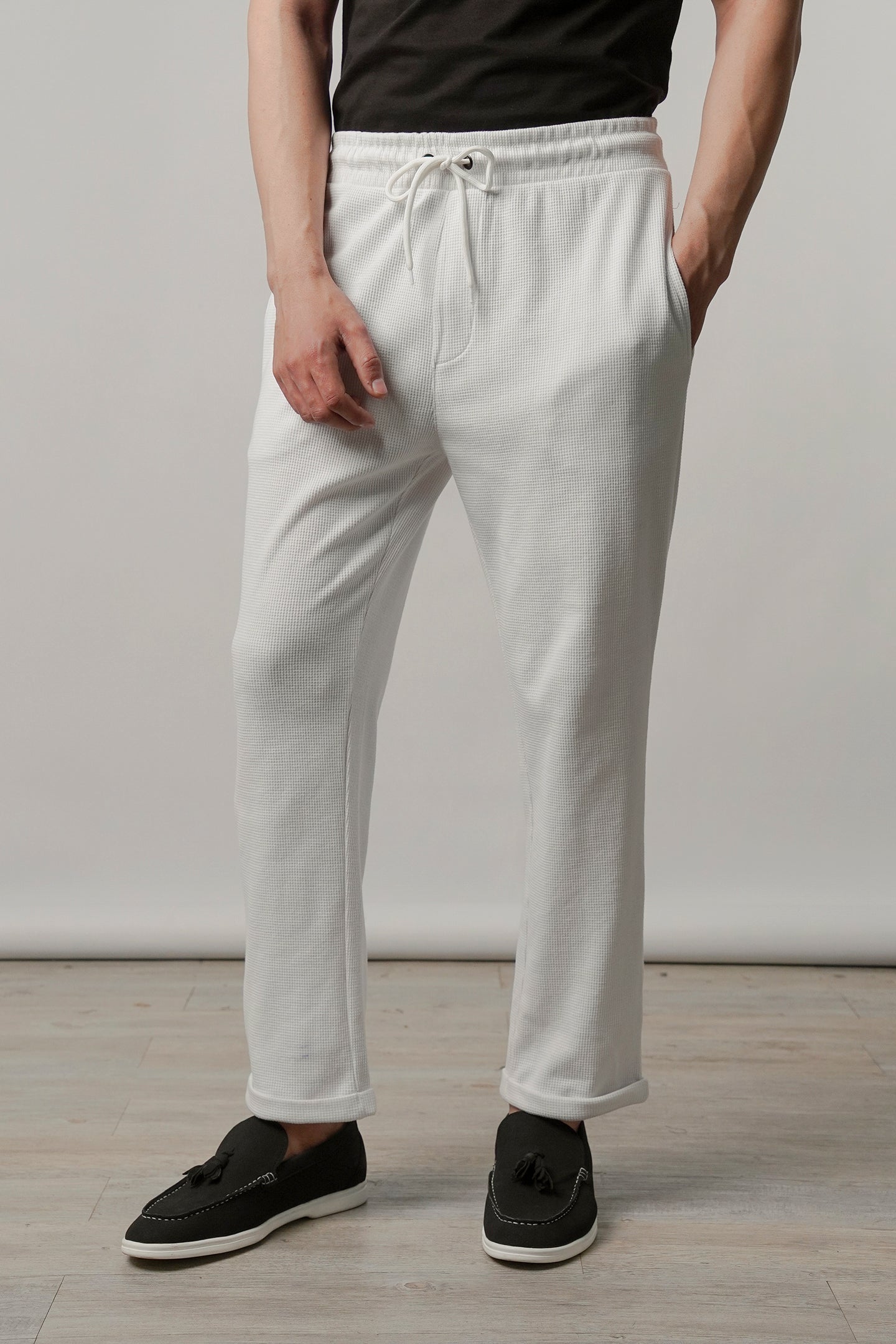 Folded Hem Jogger Pants - White - Mendeez