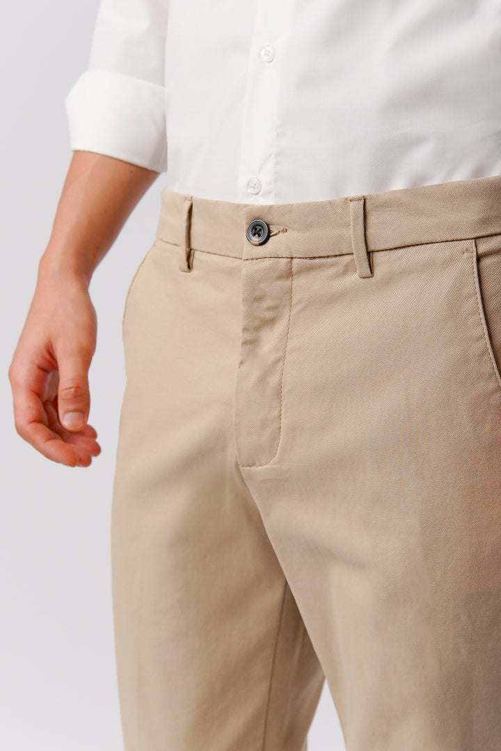 Straight Fit Chinos - Beige - Mendeez