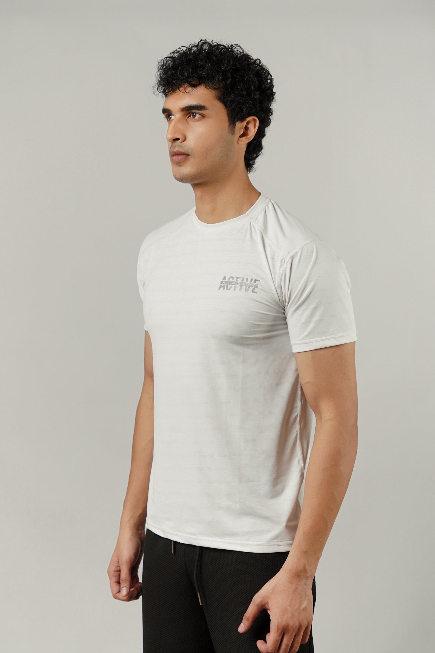 T-Shirt - White - Mendeez