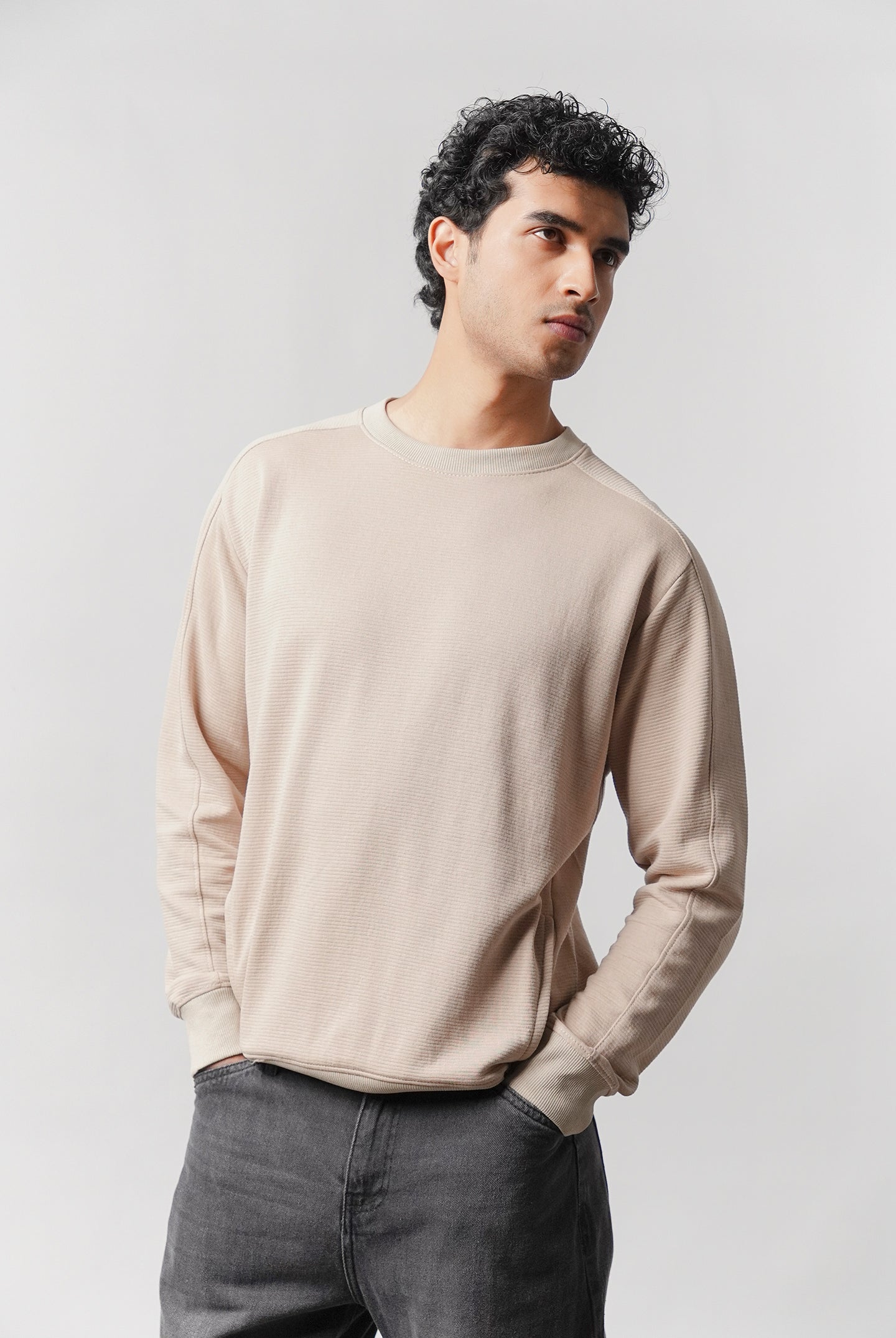 Side-Pocket Sweatshirt - Beige - Mendeez