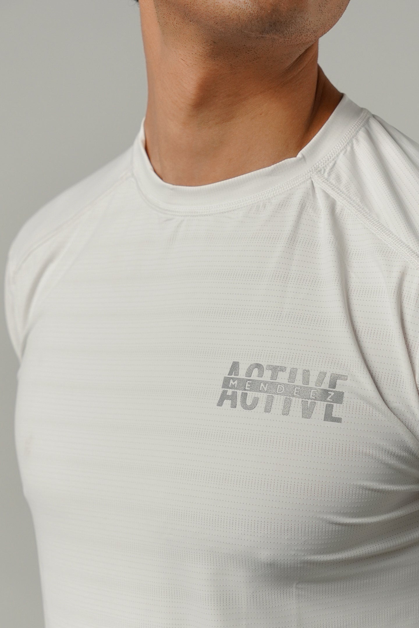 T-Shirt - White - Mendeez