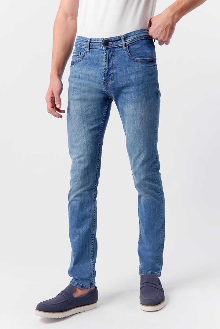 Crop Fit Denim - Medium Blue - Mendeez