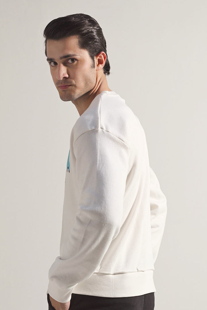 Oversized Graphic Sweatshirt - White - Mendeez