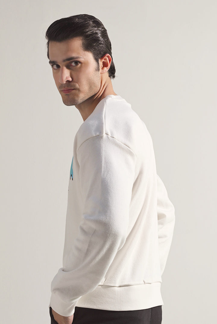 Oversized Graphic Sweatshirt - White - Mendeez