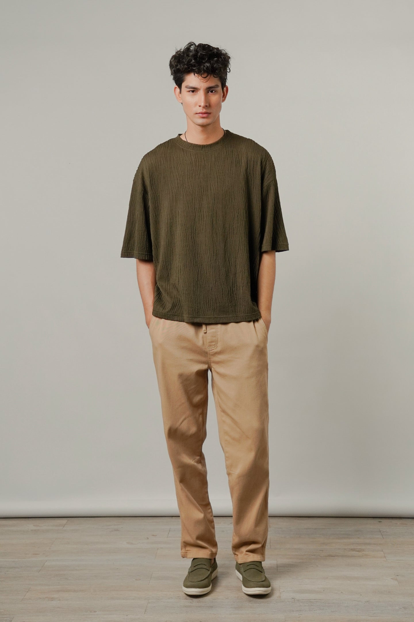Oversized Textured Tee - Olive Green - Mendeez