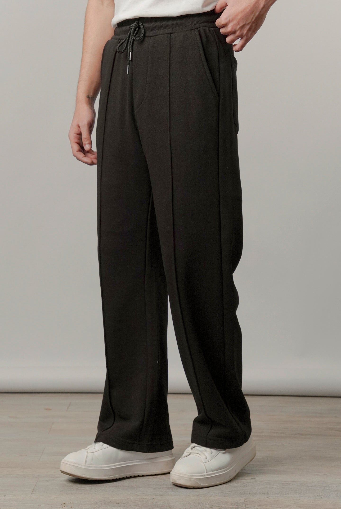 Pintex Jogger Pants - Black - Mendeez