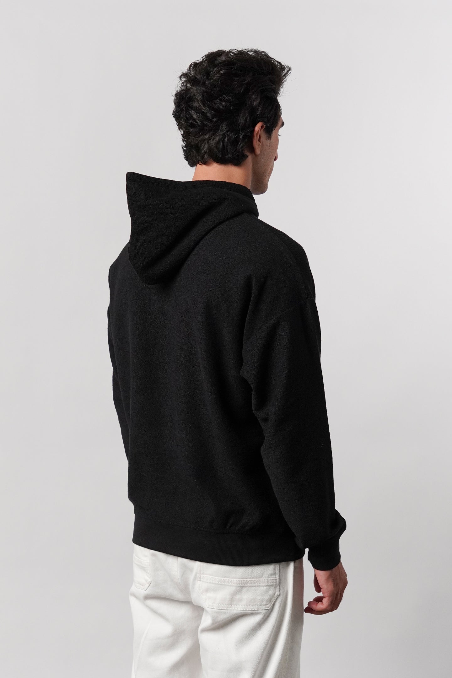 Pullover Embroidered Hoodie - Black - Mendeez