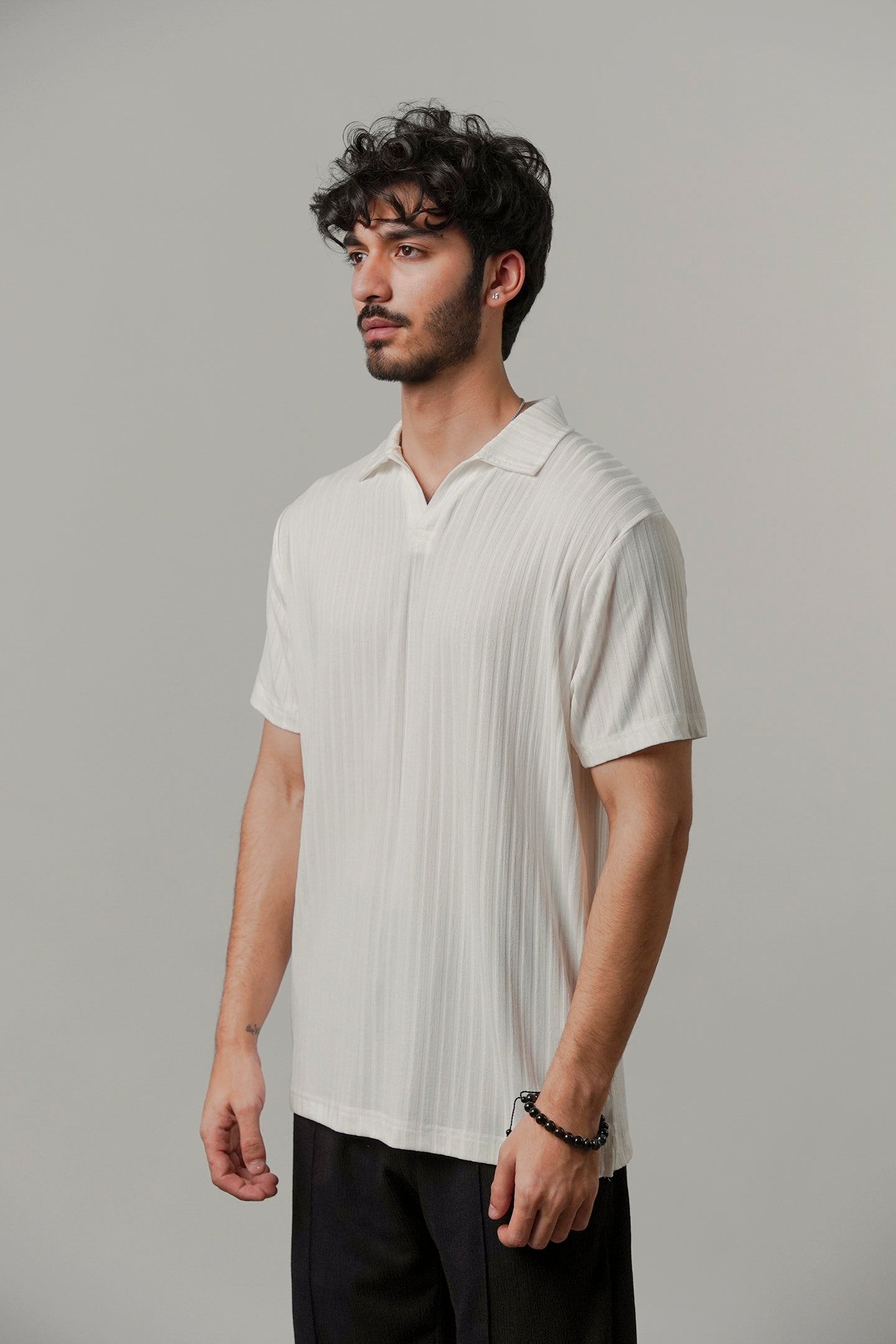 Johnny Collar Polo - White - Mendeez