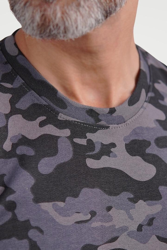 Vivid Camouflage Terry Sweatshirt - Mendeez PK 