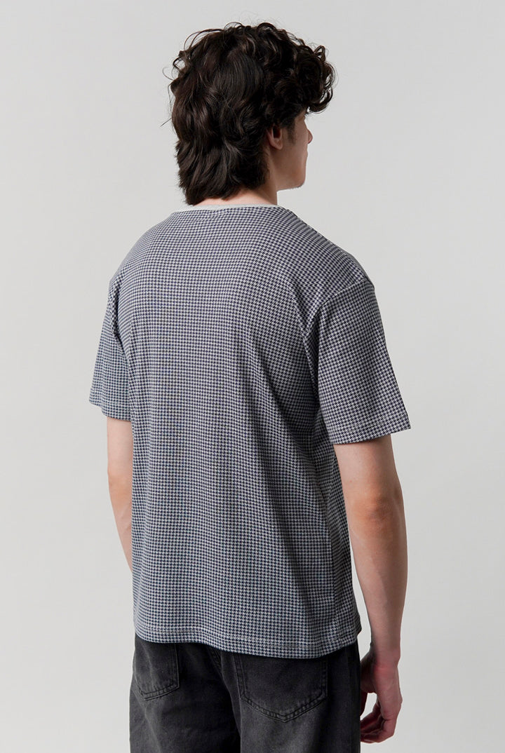 Houndstooth T-Shirt - Grey - Mendeez