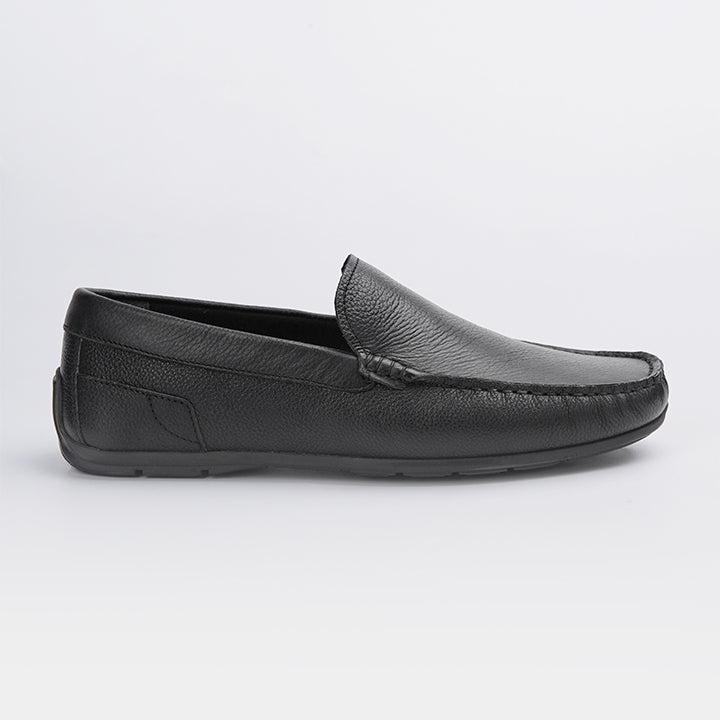 Classic Loafer Shoes - Black - Mendeez