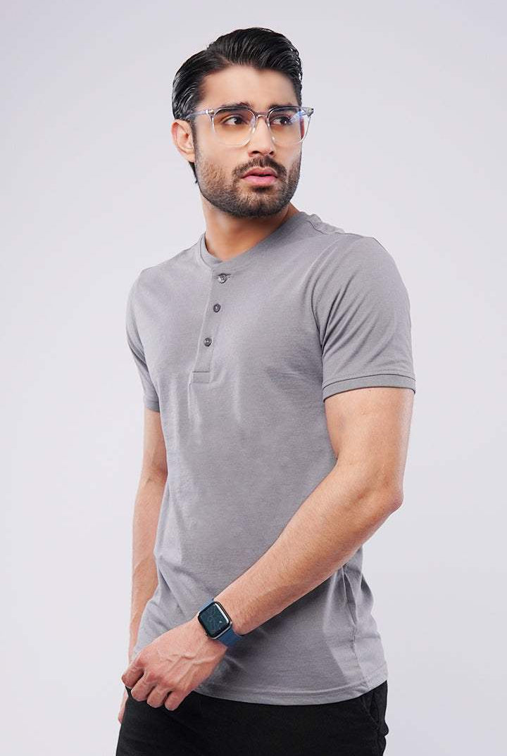 Seal Henley T-shirt - Mendeez PK