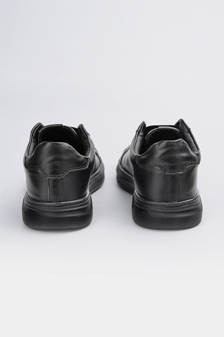 Slip On Shoes - Black - Mendeez