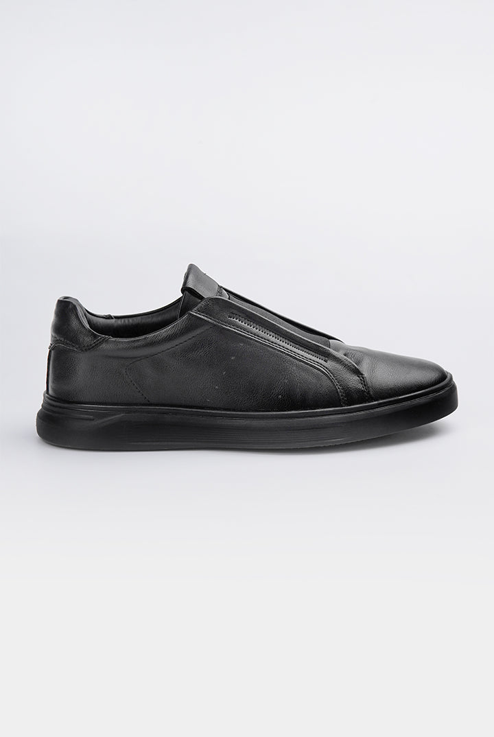 Slip On Shoes - Black - Mendeez