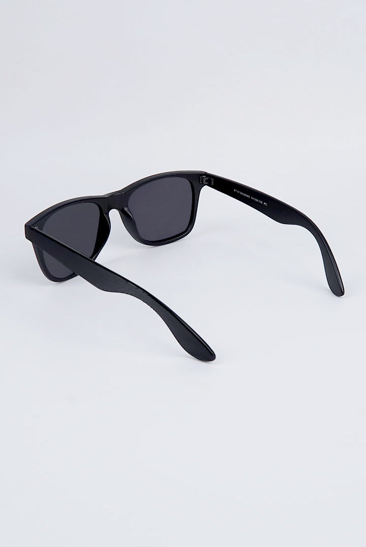 Wayfarer Sunglasses - Black - Mendeez