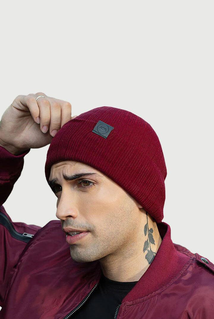 Crimson Crest Beanie - Mendeez PK