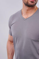 Basic V-Neck - Dark Grey - Mendeez PK