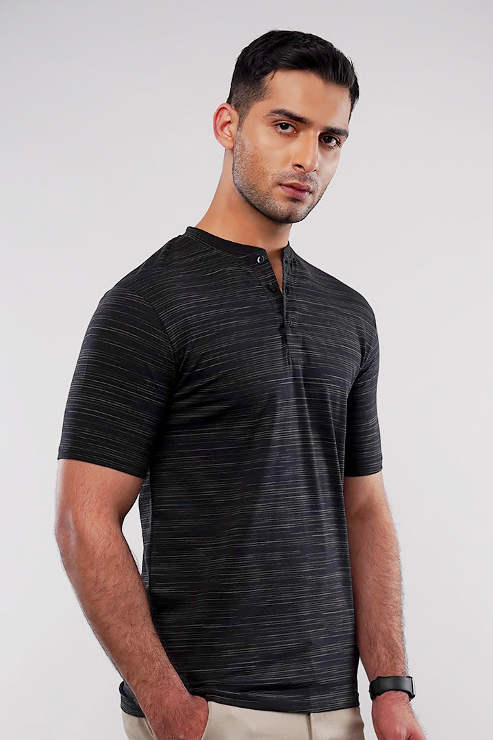 Printed Henley T-Shirt - Black - Mendeez