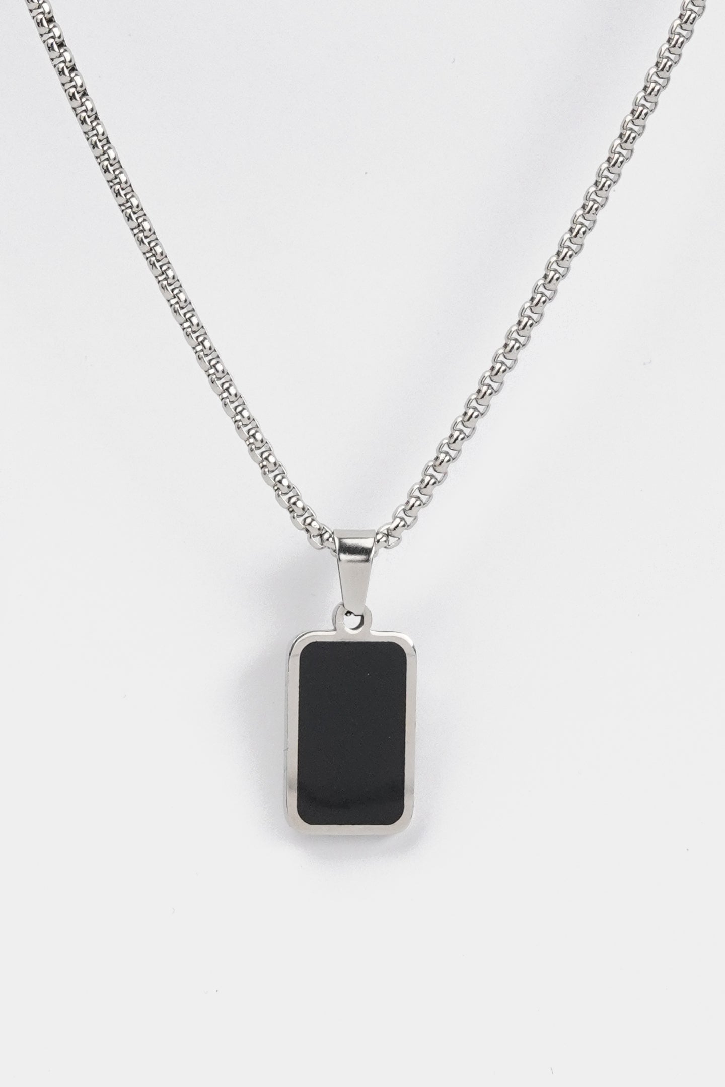 Onyx Rectangular Pendant - Black - Mendeez
