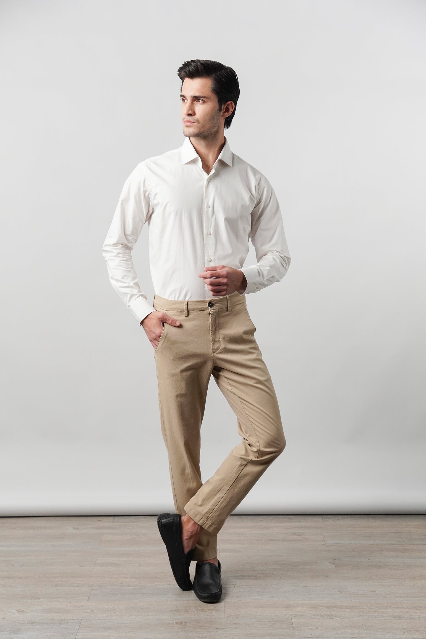 Plain Shirt - White - Mendeez