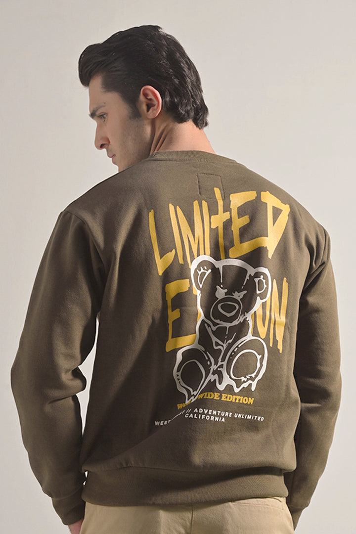 Oversized Graphic Sweatshirt - Olive - Mendeez