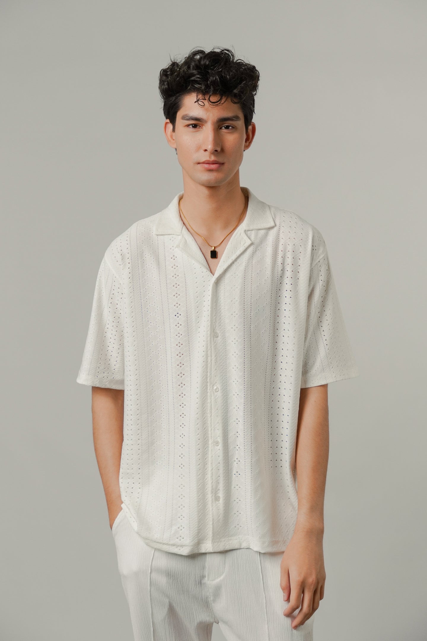 Burnout Cuban Shirt - White - FA - Mendeez
