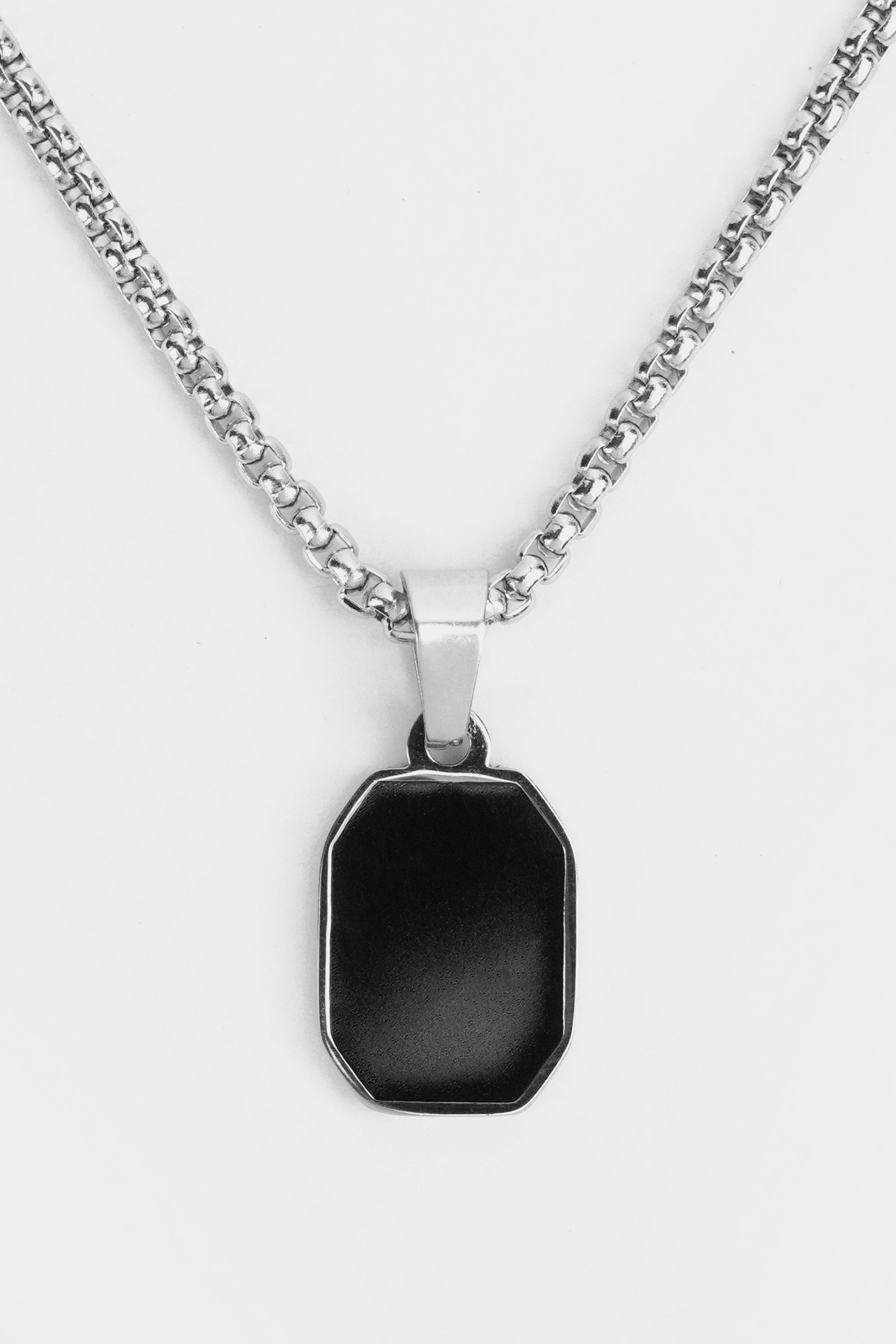Metal Rectangular Pendant - Black - Mendeez